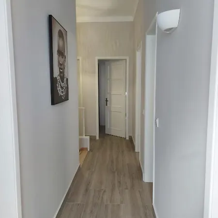 Spacious Stylish 포티마오